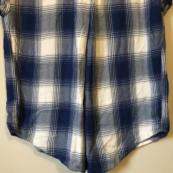 JACHS Girlfriend Blue & White Plaid Rolled Cuff Button Down Rayon Shirt - Picture 8 of 15